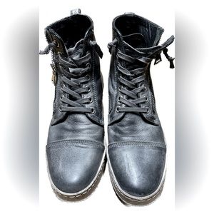 John Varvatos 315 Sneaker Boots. Size 9.